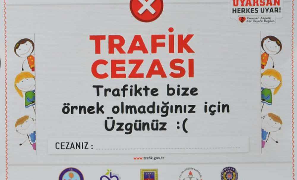 Çocuklardan Büyüklere Emniyet Kemeri Dersi