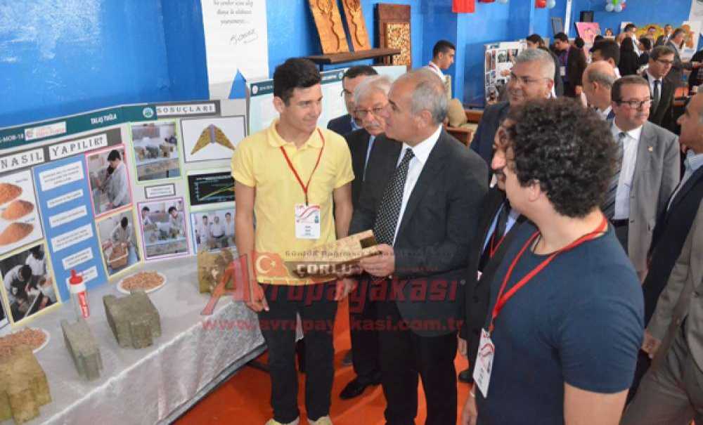 Endüstri Meslek Lisesi'nde Bilim Fuarı