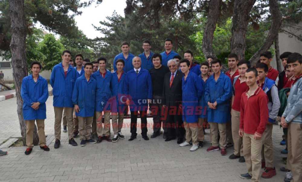 Endüstri Meslek Lisesi'nde Bilim Fuarı