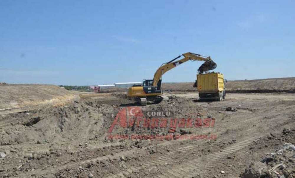 Bülent Ecevit Bulvarı'nda Son Etap Çalışmaları Başladı