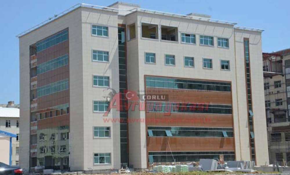 Çorlu Adalet Sarayı Gün Sayıyor