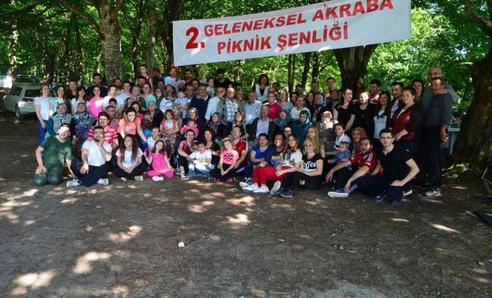 Akrabalar Piknikte Buluştu