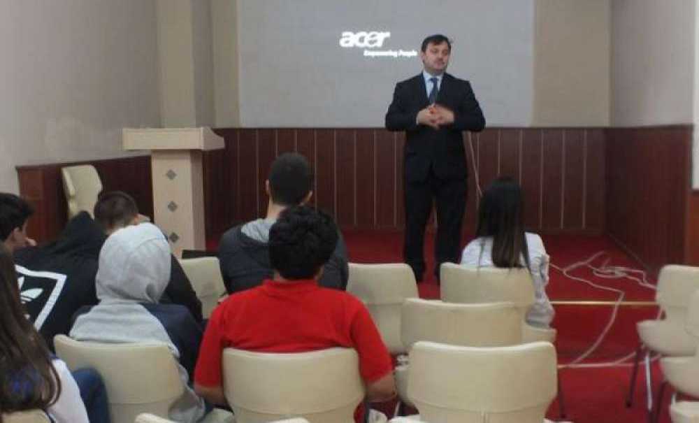 Kur `an Hayat Olsun Projesi`nin Tanıtımı Sürüyor