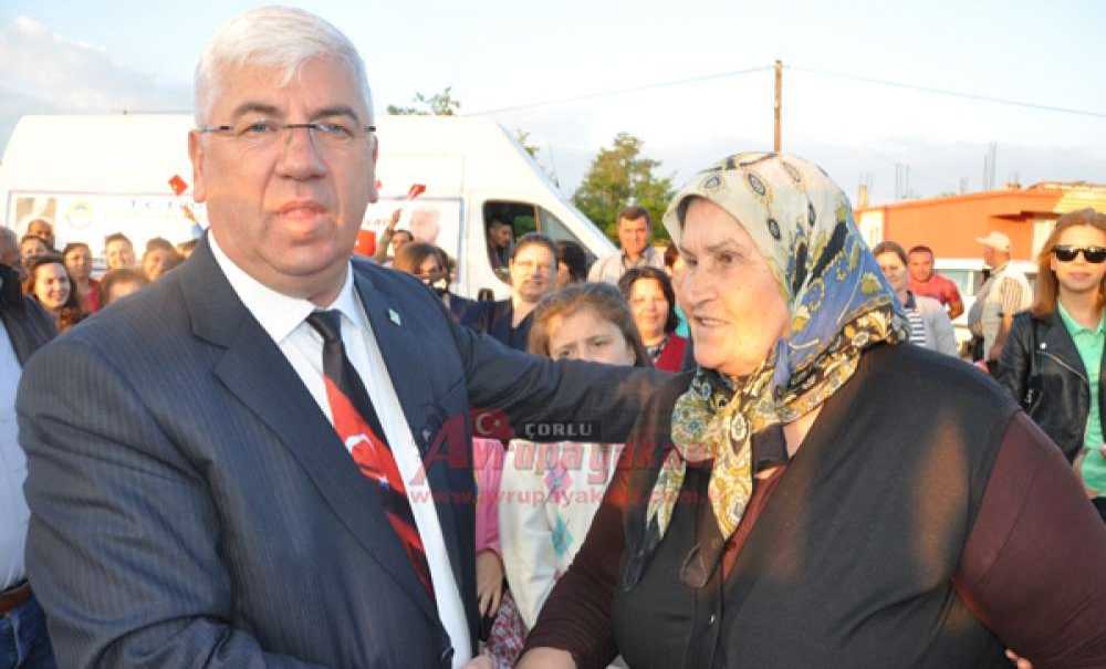 Vakıflar Mahallesi'ne Kazandırılan Sevgi Yolu Açıldı