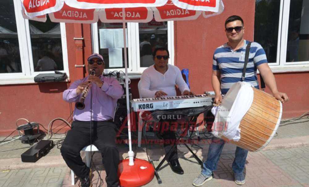 Şahinler Ortaokulu'nda Kermes