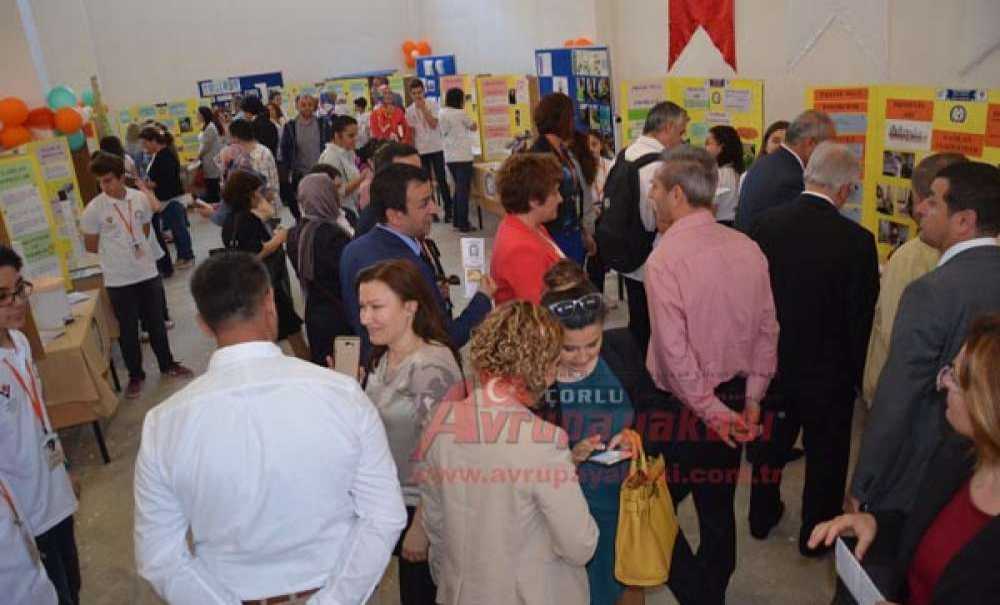 Pinhas Ortaokulu'nda Bilim Fuarı