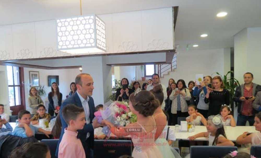 Vehbi Günaştı Öğrencileri Mezuniyeti Kutladı