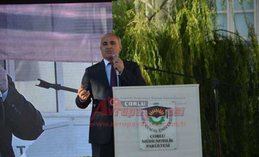 Nkü Çorlu Mühendislik Fakültesi'nde Mezuniyet Töreni