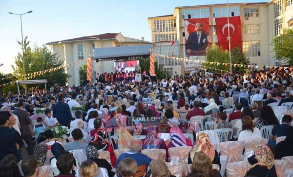 Nkü Çorlu Mühendislik Fakültesi'nde Mezuniyet Töreni