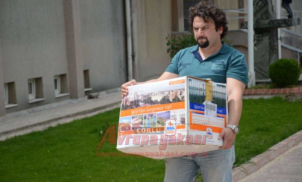 Çorlu'da Kaçak Sigara Ele Geçirildi