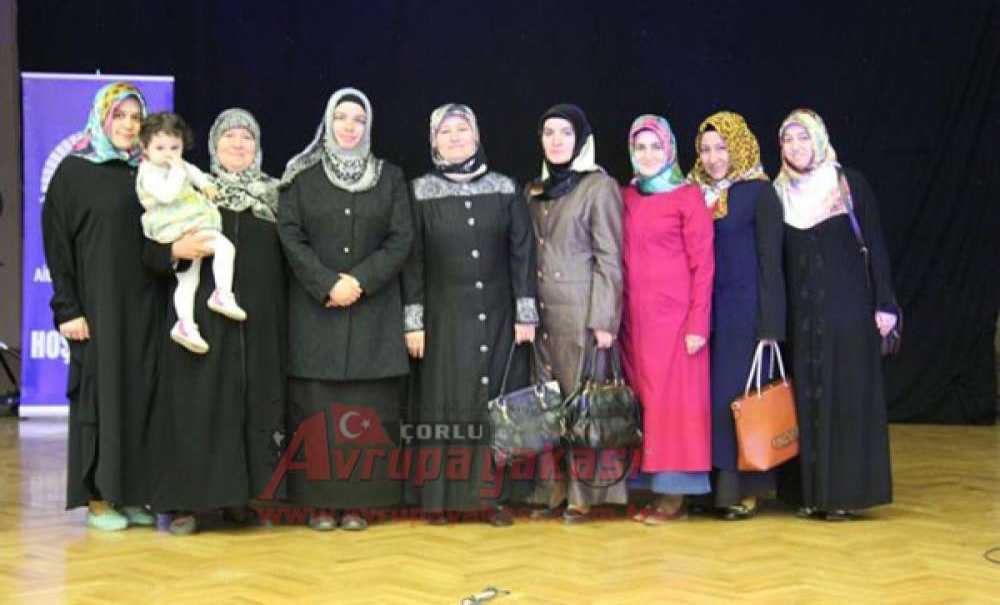 Çorlu Müftülüğü`nden Mahremiyet Bağlamında Sosyal Medya Ve Aile Konferansı