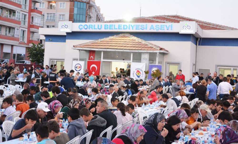 Çorlu Tso'dan İftar Yemeği