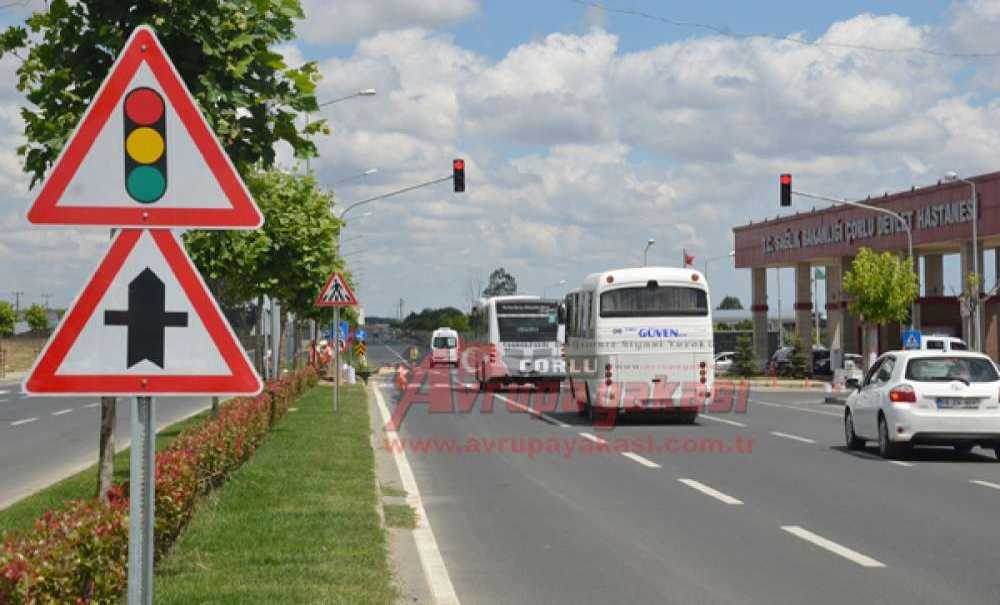 Hastane Önüne Sinyalizasyon