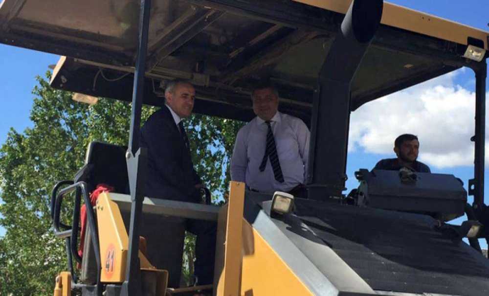 Velimeşe Osb`de Yol Yapım Çalışmaları Başladı