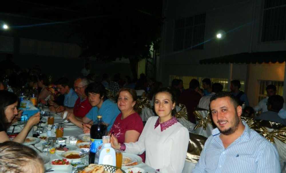 Çorlu İlçe Milli Eğitim Müdürlüğü Ailesi İftar Yemeğinde Buluştu