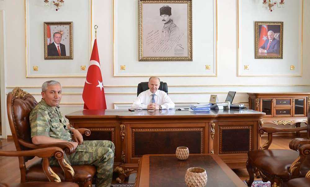 Vali Mehmet Ceylan'a Hayırlı Olsun Ziyaretleri Sürüyor