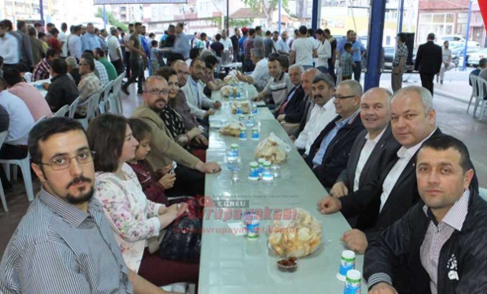 Çorlu'daki Sinoplular İftarda Buluştu