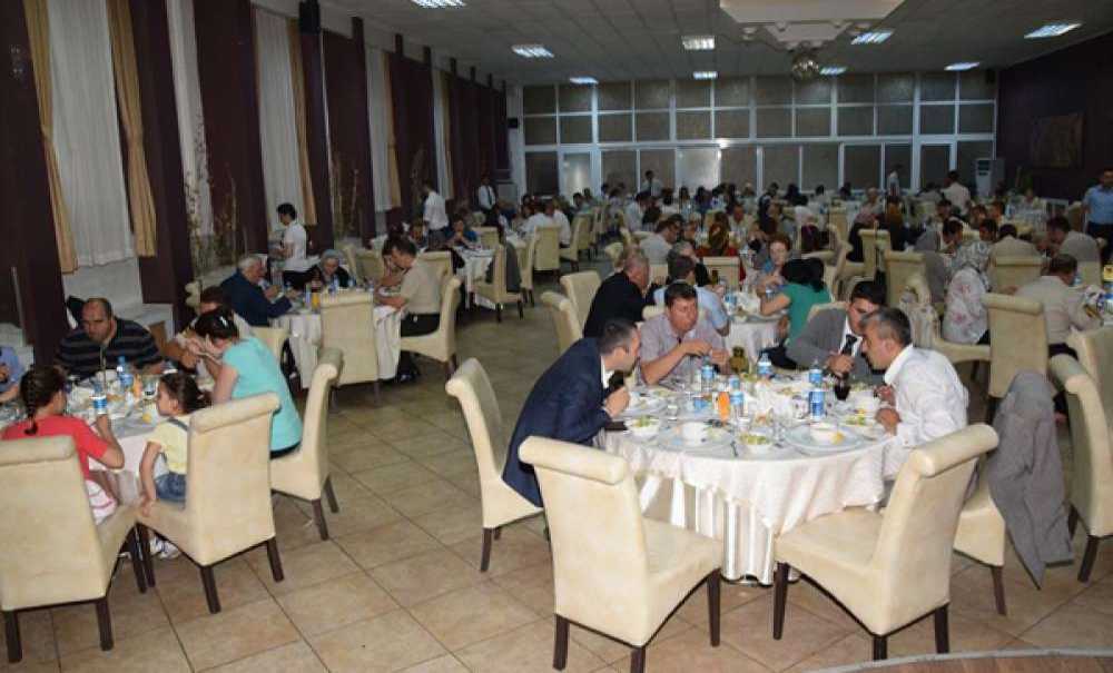 Kolordu Komutanı Korgeneral Erdoğan'dan Şehit Aileleri Ve Gazilere İftar