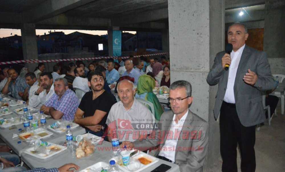 İlim Yayma Cemiyeti Çorlu Şubesi'nden İftar Yemeği