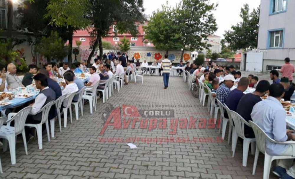 Çorlu Müftülüğü'nden Suriyelilere İftar