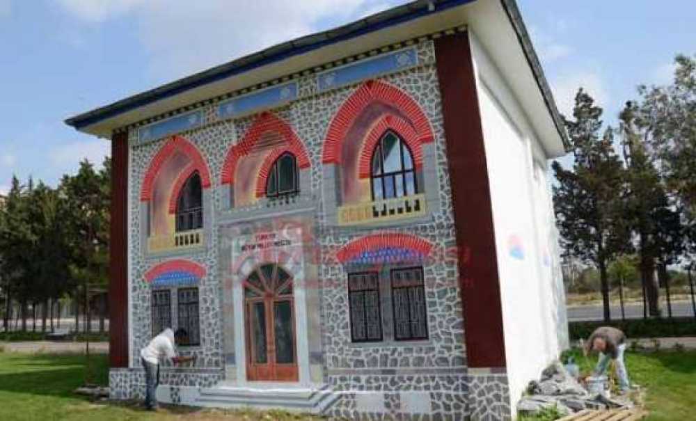 İlk Meclis Cumhuriyet Parkında