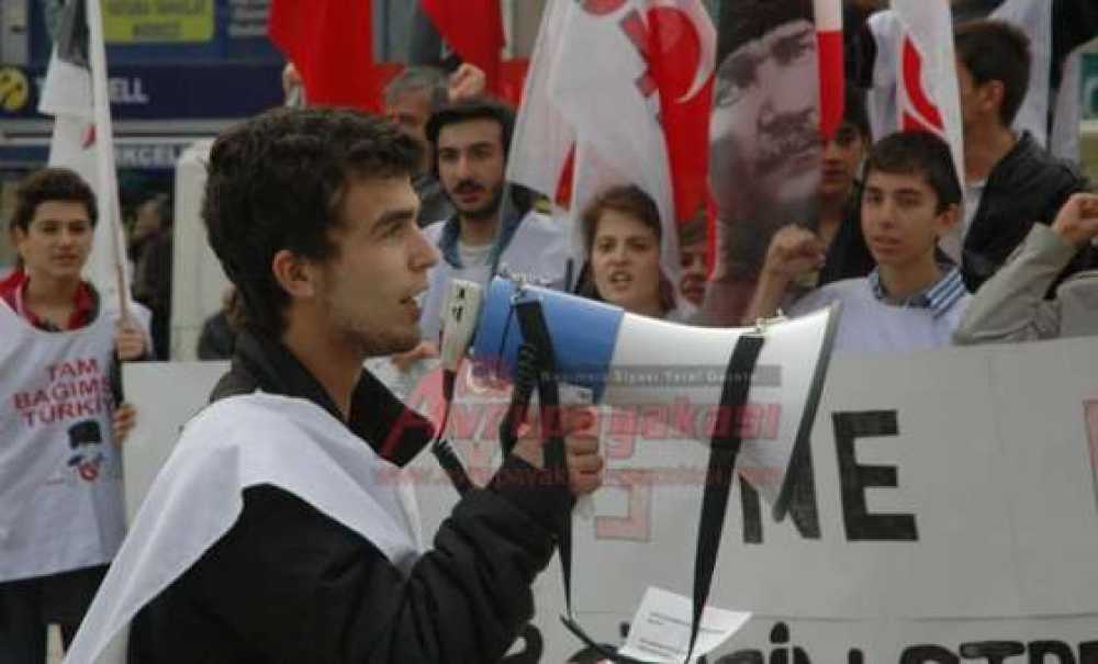 Tgb`li Gençlerden Ygs Protestosu