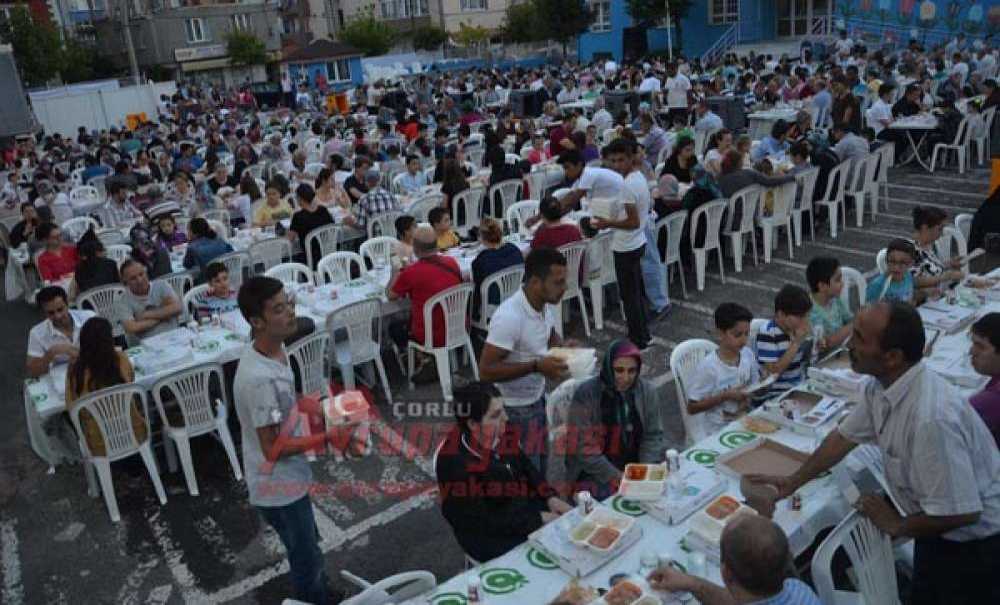 Büyükşehirden Çorlu'da İftar