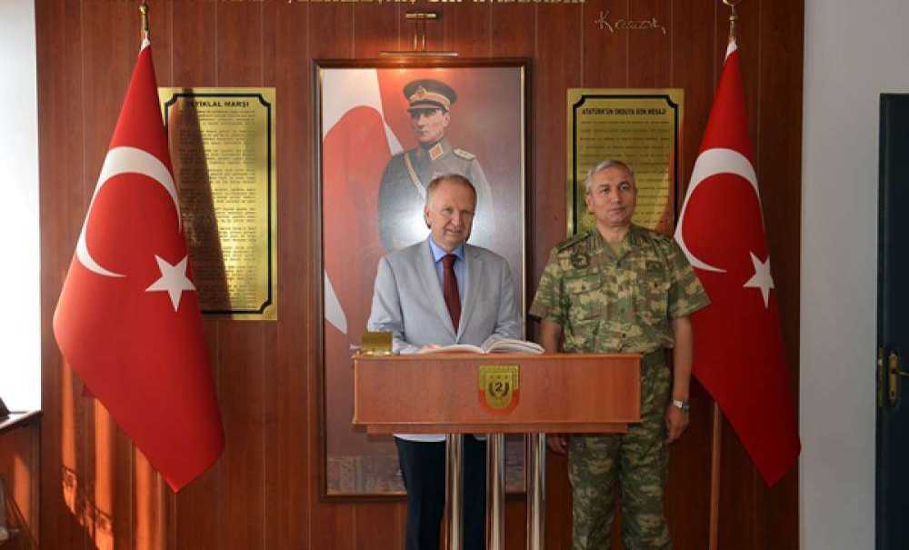 Vali Ceylan İade-I Ziyaretlerine Devam Ediyor