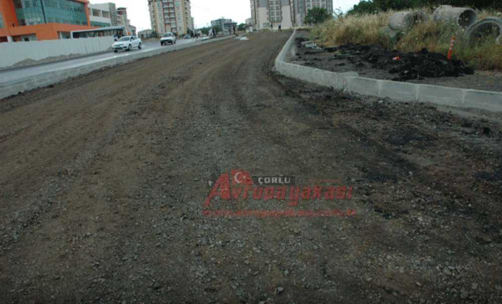 Çevre Yoluna Bağlantı Yolunun Asfaltı Söküldü