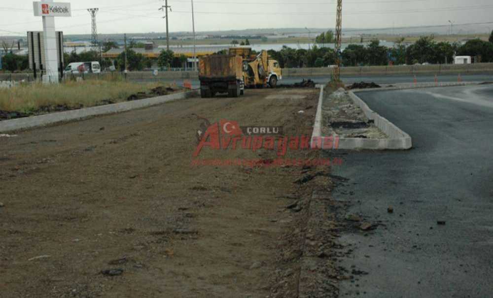Çevre Yoluna Bağlantı Yolunun Asfaltı Söküldü