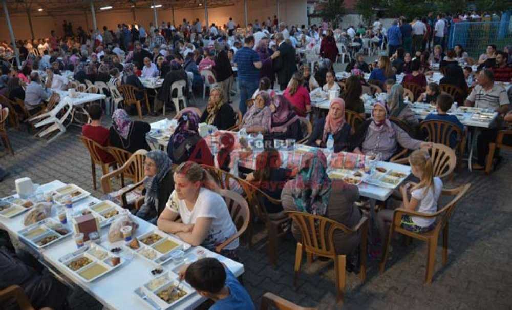 Ak Parti Milletvekili Metin Akgün'den Yulaflı'da İftar