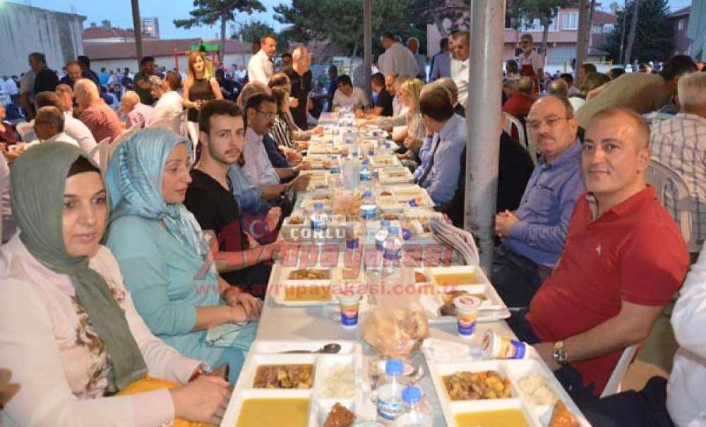 Ak Parti Milletvekili Metin Akgün'den Yulaflı'da İftar