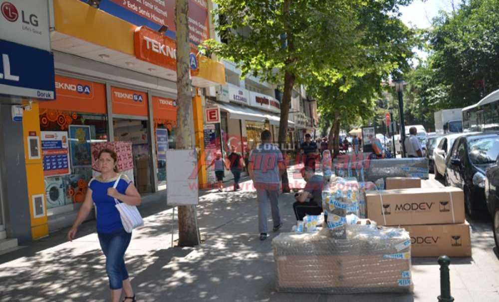 Türkiye'nin Dev Firması Çorlu Mağazasını Boşalttı