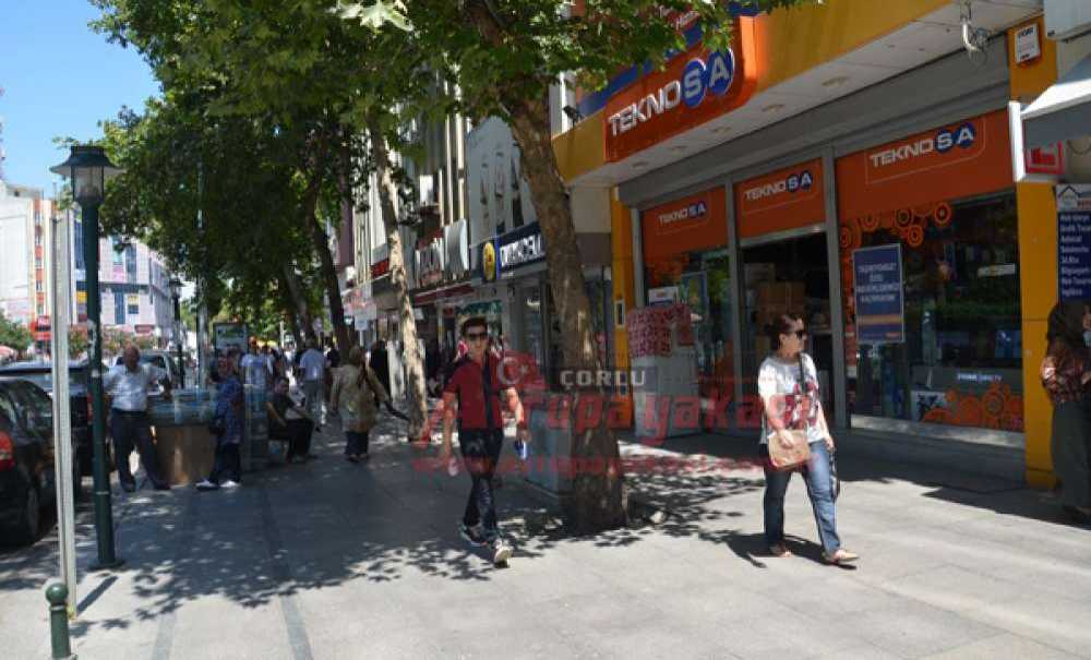 Türkiye'nin Dev Firması Çorlu Mağazasını Boşalttı