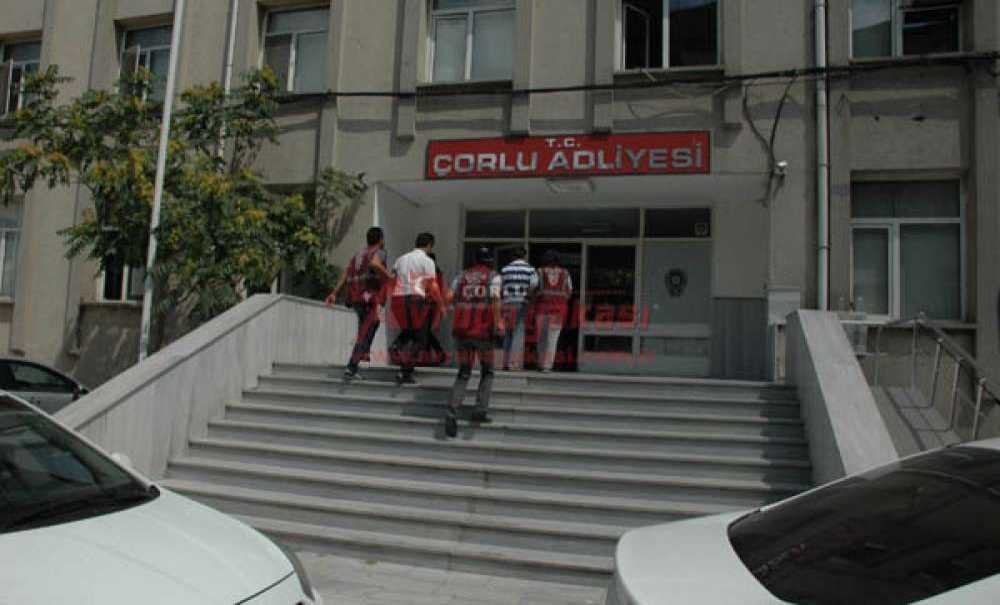 Çorlu'da 1'i Albay 7 Hakim Ve Savcı Tutuklandı