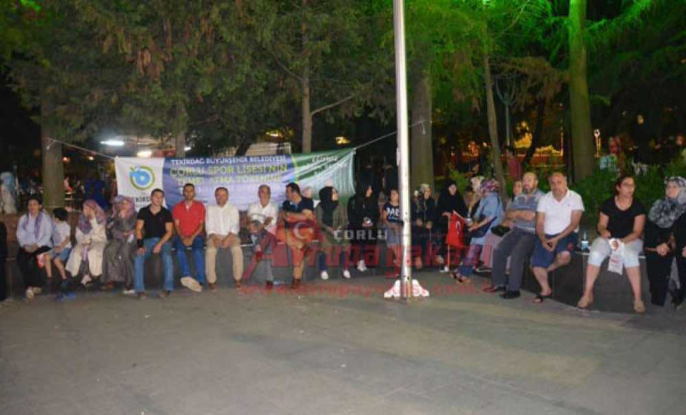 Çorlu Demokrasi Nöbeti Tutuyor