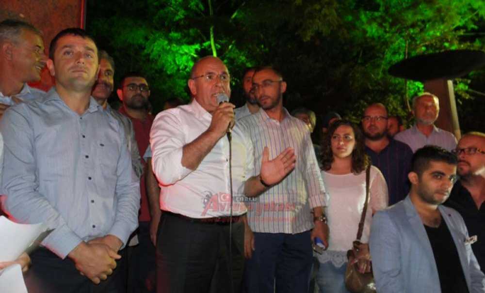 Ak Parti Tekirdağ Milletvekili Metin Akgün Demokrasi Nöbeti Tutanlara Seslendi