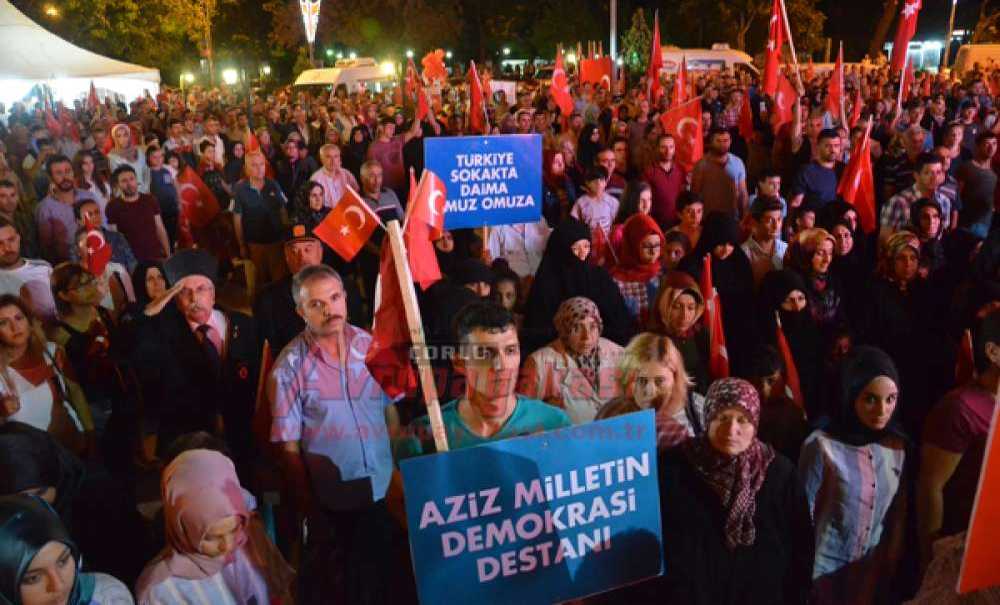 Tekirdağ Demokrasiye Sahip Çıkıyor