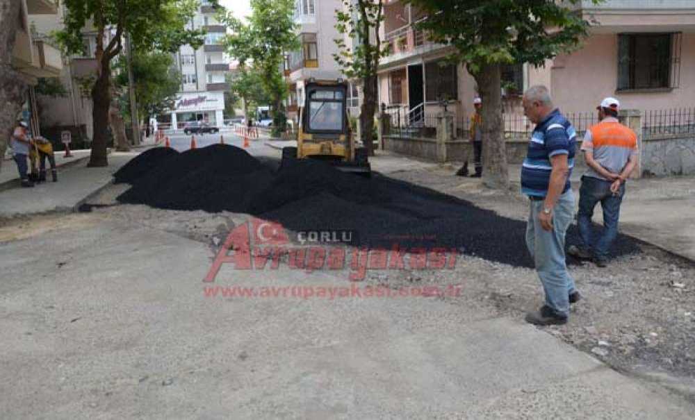 Çorlu'da Asfaltlama Çalışmaları Sürüyor