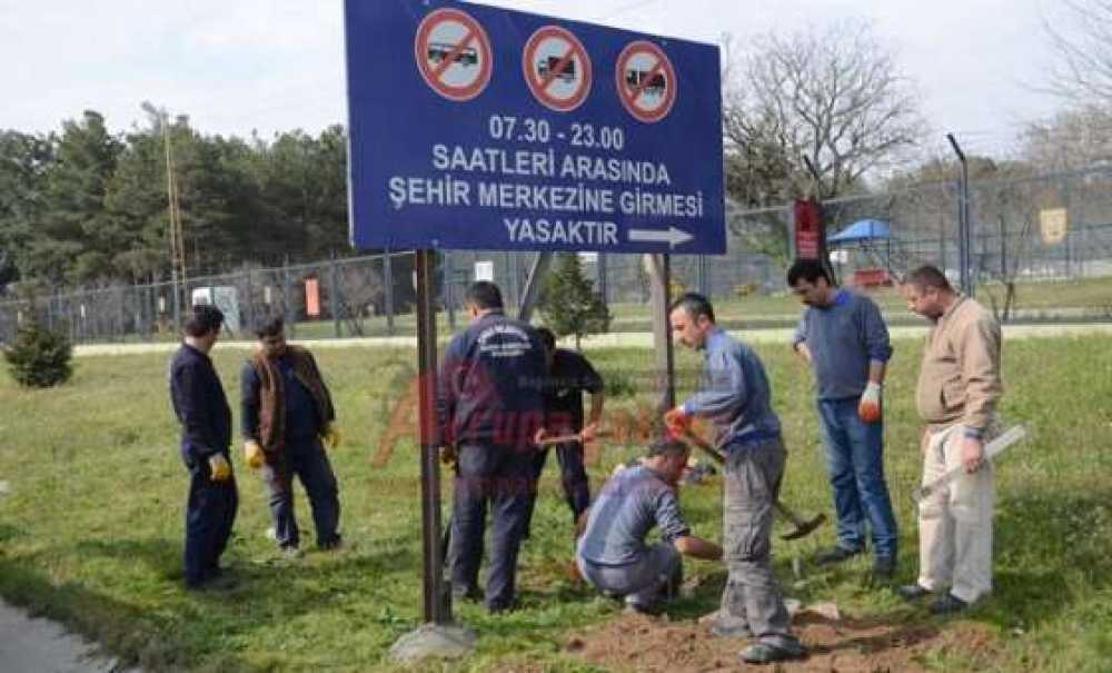 Çorlu Belediyesi'nden Ağır Vasıtalara Tabela