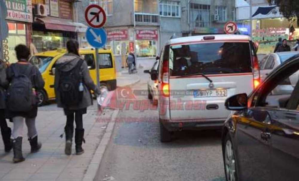 Mandıracı Caddesi'ne De Maket Polis Ekip Otosu Şart!