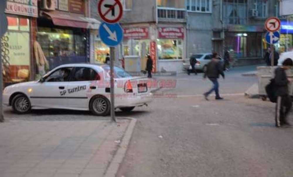 Mandıracı Caddesi'ne De Maket Polis Ekip Otosu Şart!