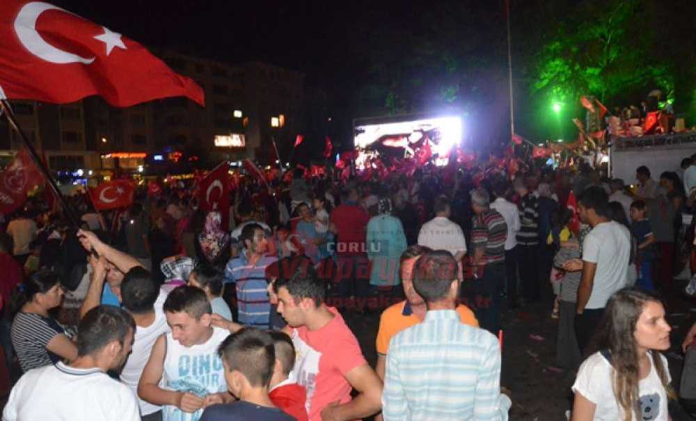 Demokrasi Nöbetinde 12. Gün