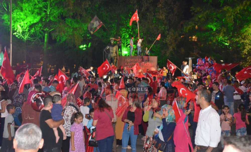 Demokrasi Nöbetinde 2 Hafta Geride Kaldı