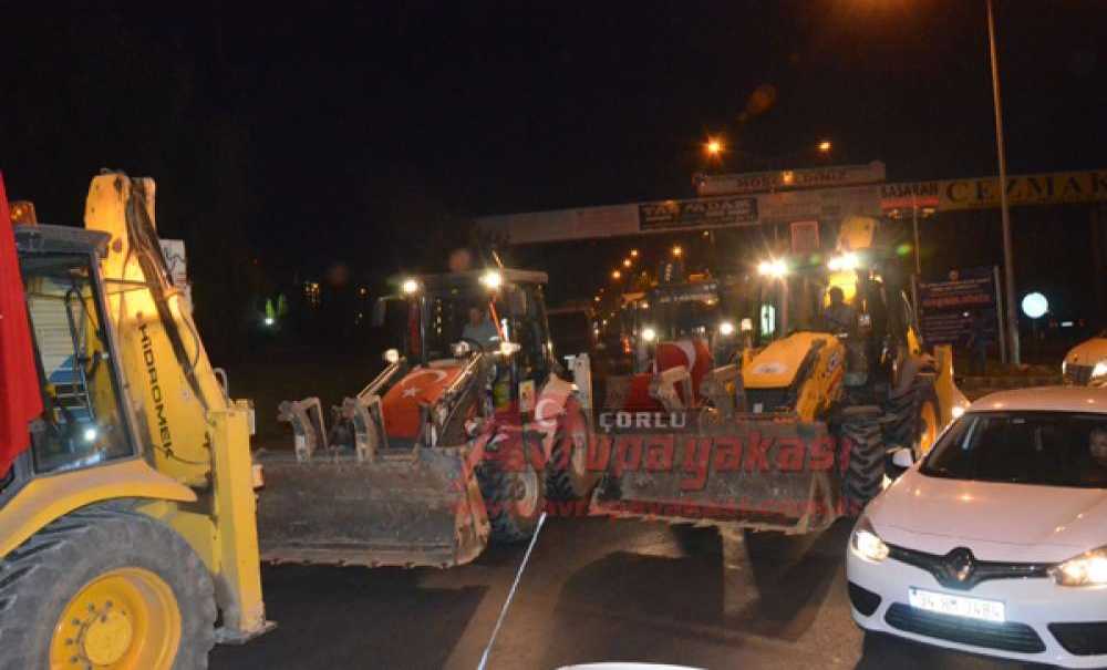 İş Makineleri Meydanlara İndi