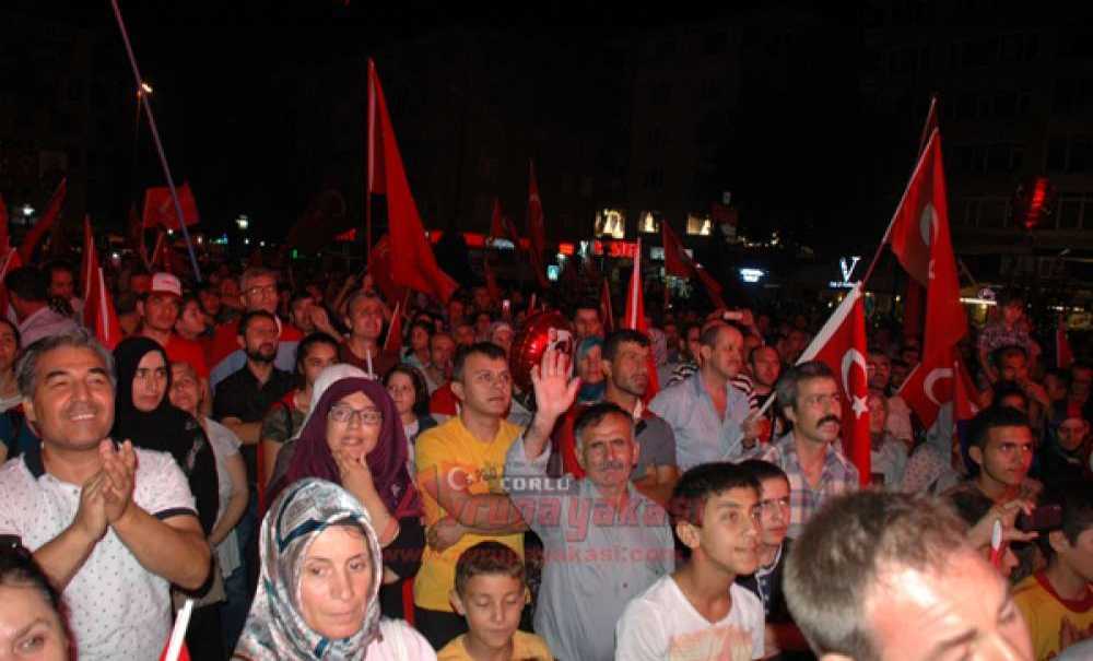 İlim Yayma Cemiyeti Genel Başkanı Tülün;“Recep Tayyip Erdoğan'ı Bu Çakallara Vermeyeceğiz”