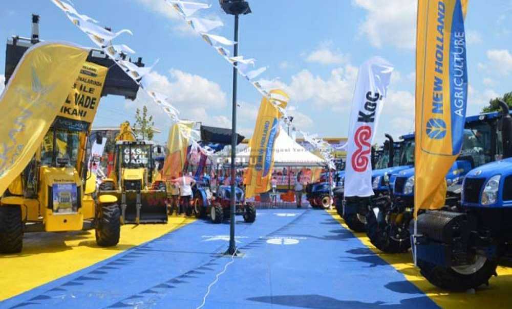 Türk Traktör İş Makineleri Sektörüne De Girdi