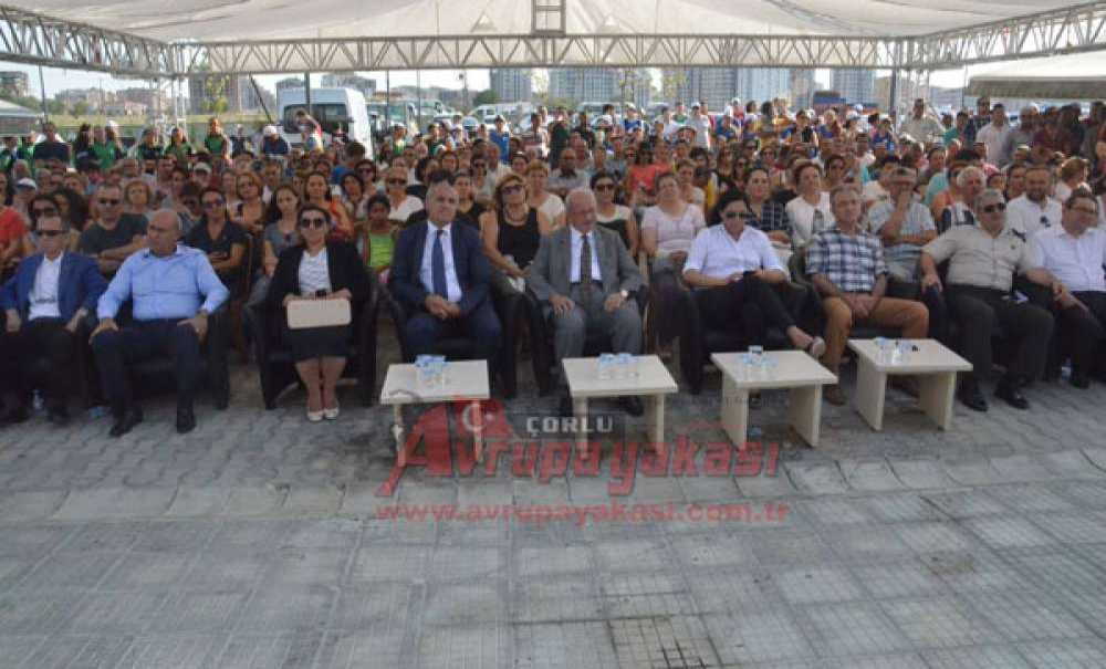 Mustafa Kemal Atatürk Yarı Olimpik Yüzme Havuzu'nun Açılışı Gerçekleştirildi