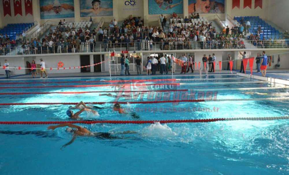 Mustafa Kemal Atatürk Yarı Olimpik Yüzme Havuzu'nun Açılışı Gerçekleştirildi