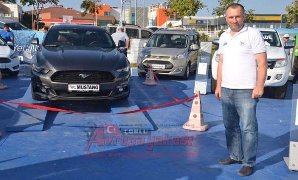 Ford Volkan Oto Tarım Fuarında Mustang'i Görücüye Çıkardı